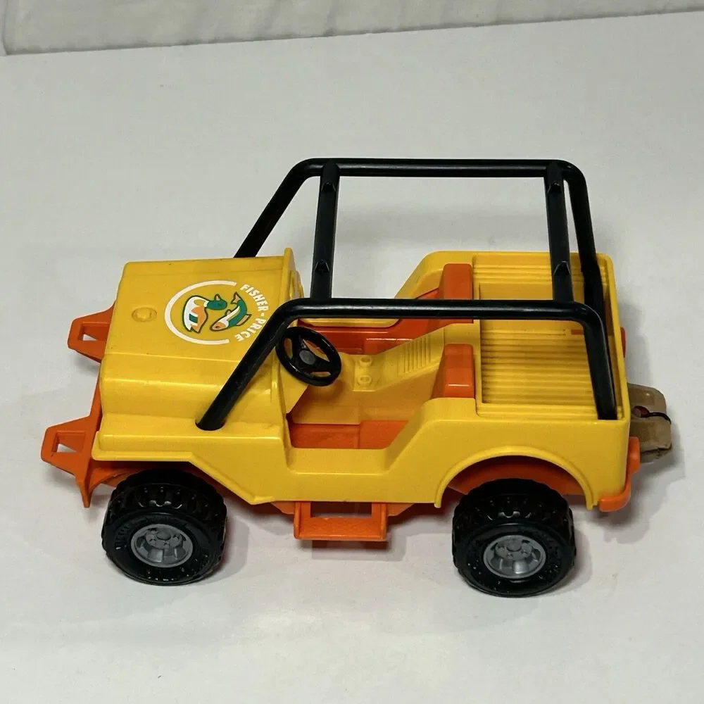Fisher Price Vintage 1977 Adventure People 3.75
